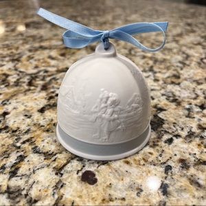 LLADRO Collectors Society 1994 Four Seasons: Winter Collectible Bell Blue White